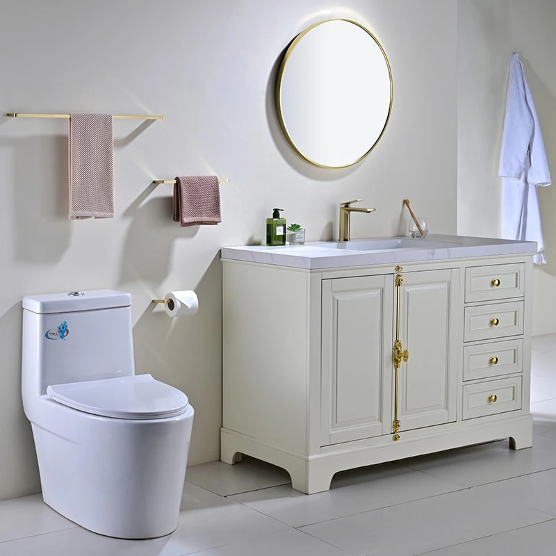 Square bathroom hand towel rail