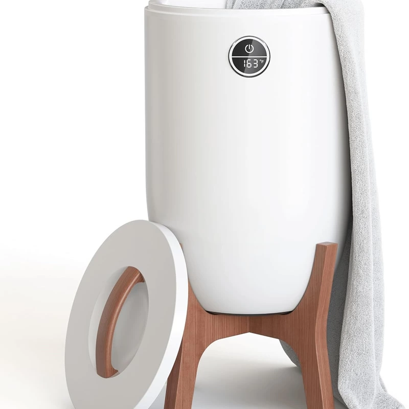 Heated towel warmer bucket